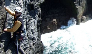  Escalada de acantilados 